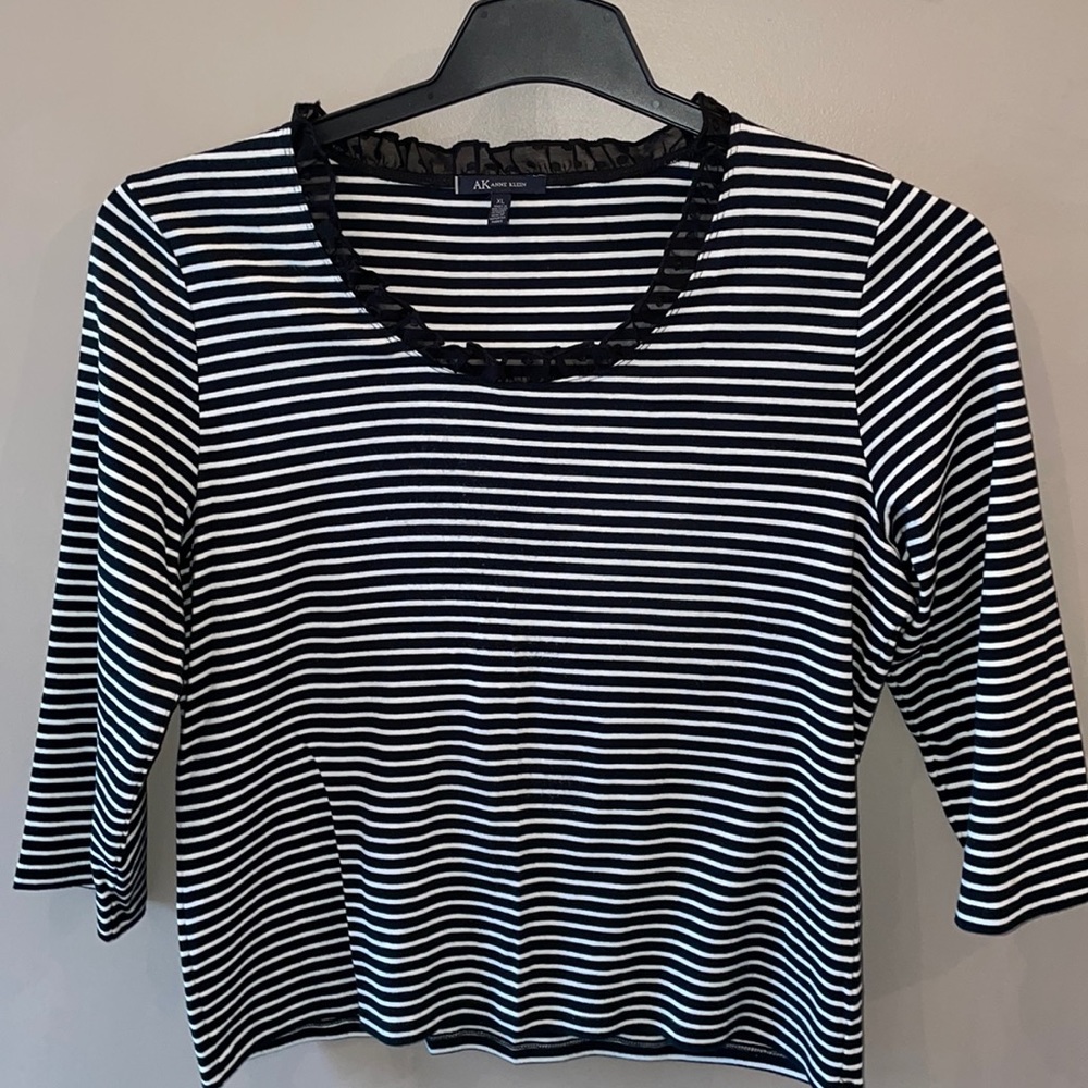 Anne Klein top